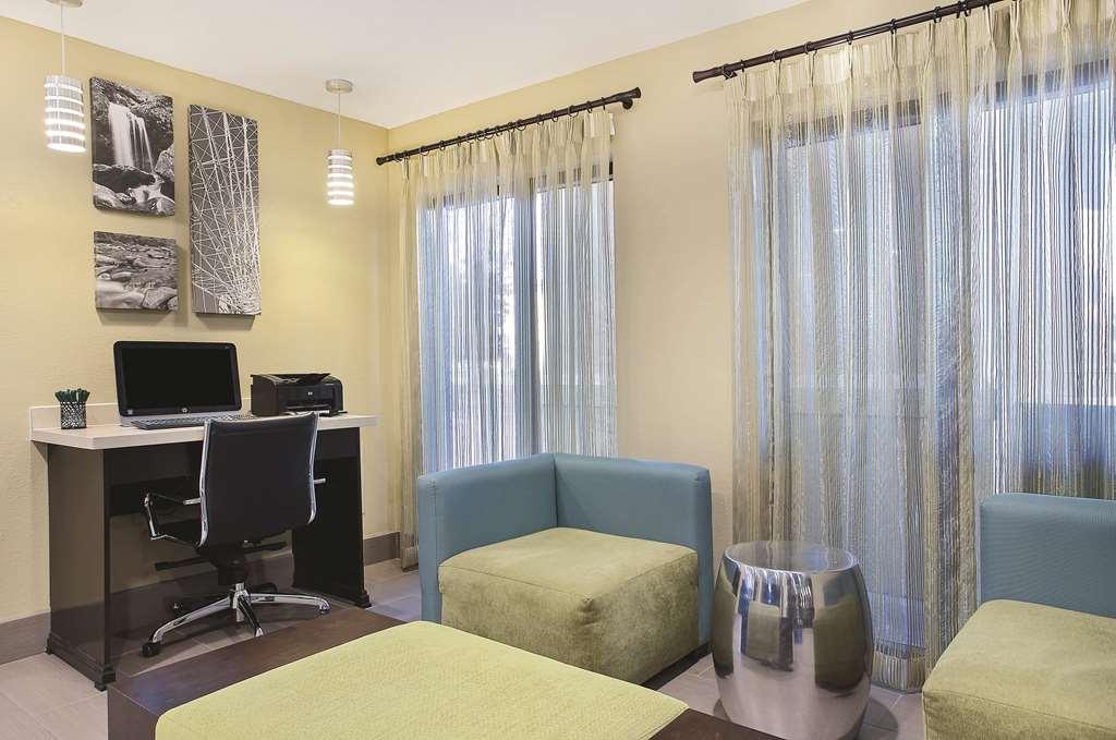 La Quinta Inn By Wyndham Pigeon Forge-Dollywood Facilidades foto